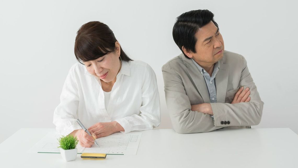 熟年離婚したら夫は妻に年金をどう分けるのか 家計 貯金 東洋経済オンライン 社会をよくする経済ニュース