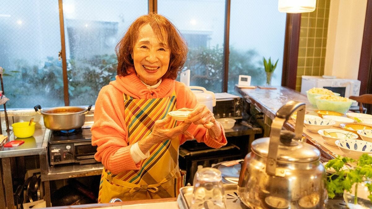 献立は1週間分を暗記——80歳｢スーパー寮母｣の日課と段取り。若者の