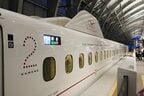 「博多」行きとして表示される西九州新幹線「かもめ