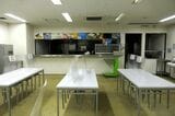 現在は営業していない食堂がある（記者撮影）