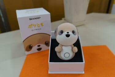 ロボホン9年の知見と最新LLMが生んだ3万9600円の手のひらロボット