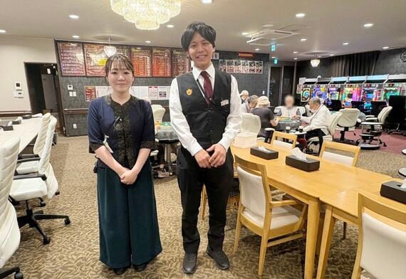 スタッフの制服