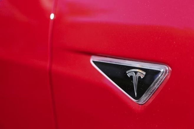 テスラ､2017年発売｢モデル3｣をまだ設計中