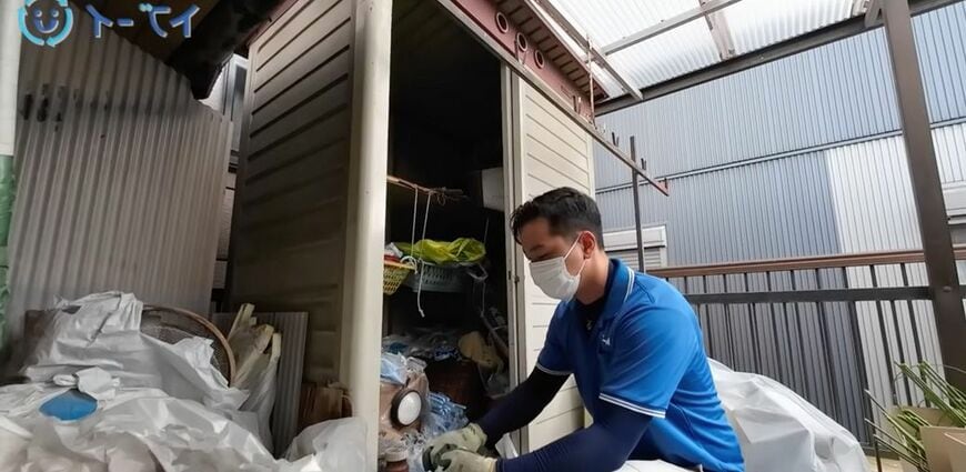 モノ屋敷