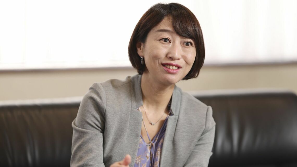 元ダメダメ浪費家だったという鈴木さや子さんが教える、貯める人に変わる極意とは?(撮影:尾形文繁)