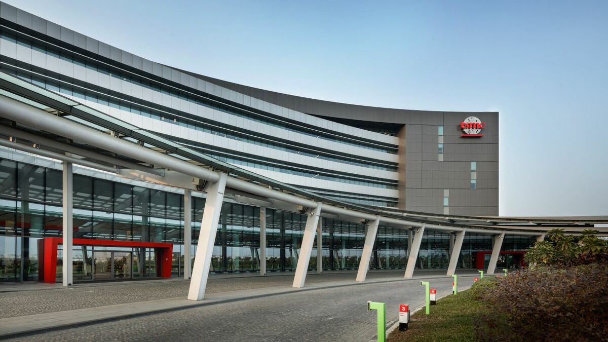 台湾半導体TSMC､｢AI半導体｣需要が業績押し上げ 7～9月の売上高39％増､｢AIバブル｣の懸念否定 | 「財新」中国Biz＆Tech | 東洋経済オンライン