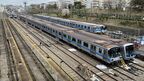 車両基地に並んだブルーラインの車両