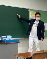 独自の取り組みで、いじめ、不登校などの問題はほとんど解決に導くという（写真：高田さん提供)