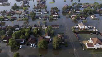 ハリケーン｢ハービー｣で債務上限問題を突破