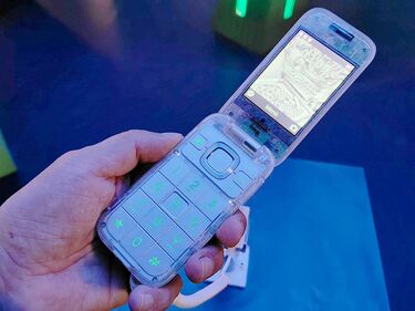 最終値下げガラケー、スマホ未選別まとめ売り 最終値下げガラケー、スマホ未選別まとめ売り