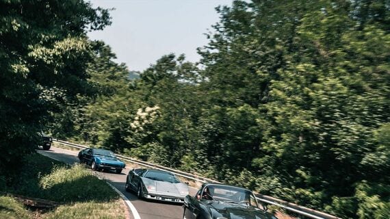 クラシケ認証にはテストドライブも欠かせない(写真:Lamborghini)