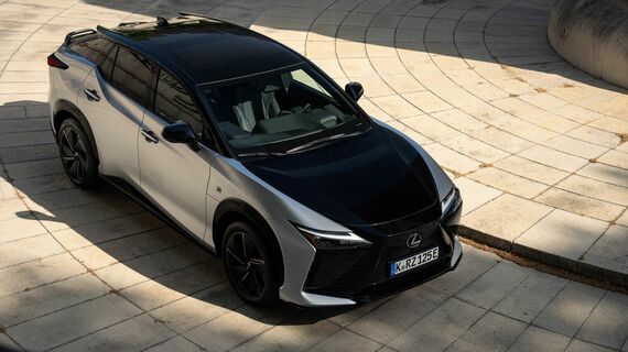 「RZ」は2023年にレクサス初のBEV専用車として登場したモデル(写真:Lexus International)