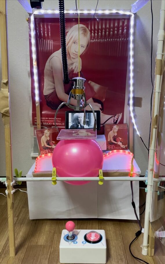 shelaの息子が手作りしたクレーンゲーム