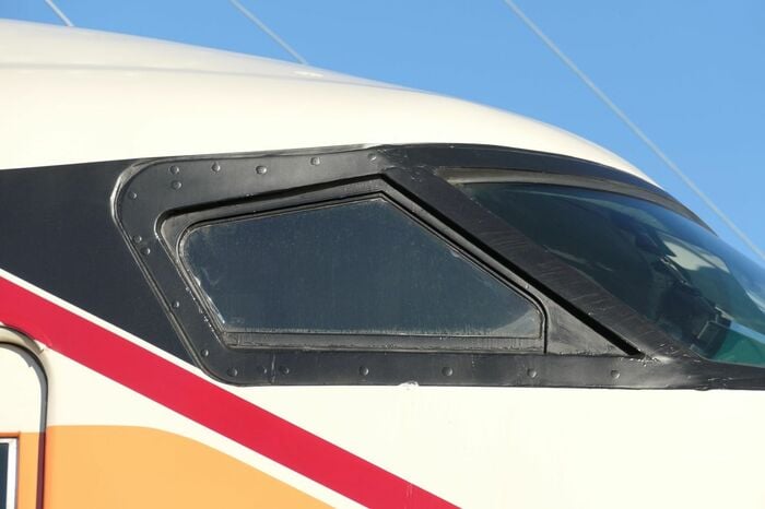 運転台側面の窓
