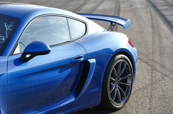ポルシェ ケイマン GT4｜Porsche Cayman GT4