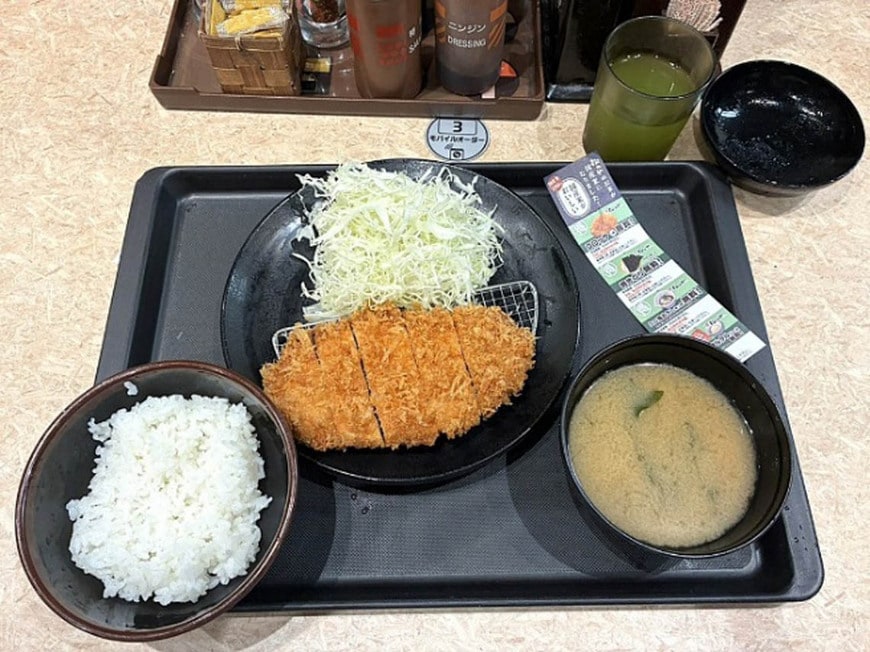 松のや「ロースかつ定食」