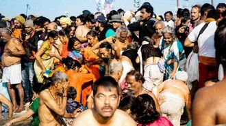 人間大洪水!1億人が熱狂するインド最大の奇祭