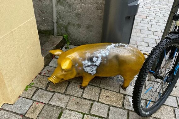 豚の置物