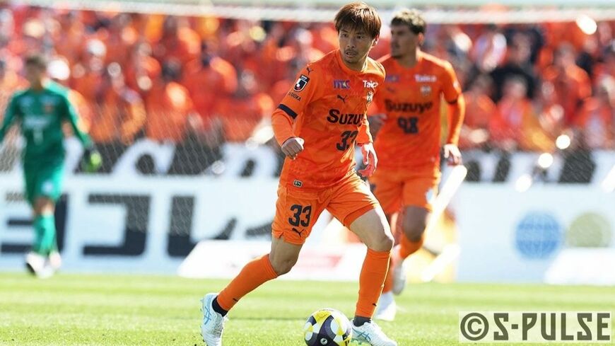 清水の中盤に君臨しチームの出来を左右する、元日本代表の乾貴士（写真：清水エスパルス提供）