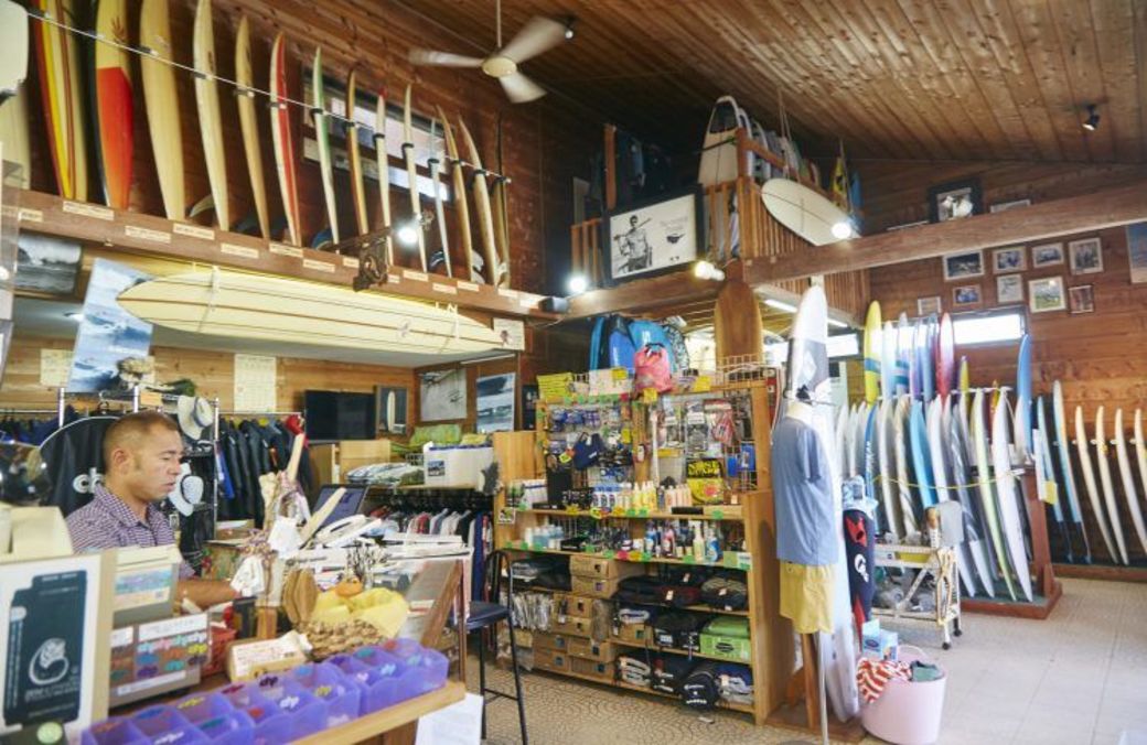 サーフィンデビューはたった5400円で可能だ Oceans 東洋経済オンライン 社会をよくする経済ニュース