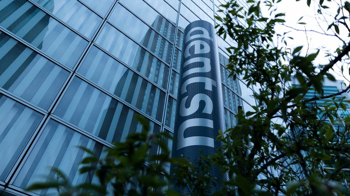 電通本社ビル（撮影：今井康一）