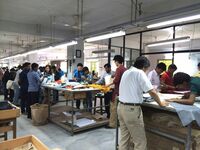 ツアーにあふれた時代のスタディツアー