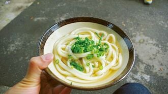 値上げで外食26％減少､香川県民の｢うどん控え｣