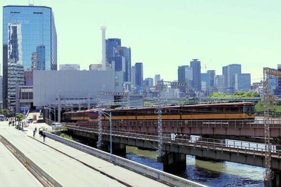 天満橋駅 京阪特急