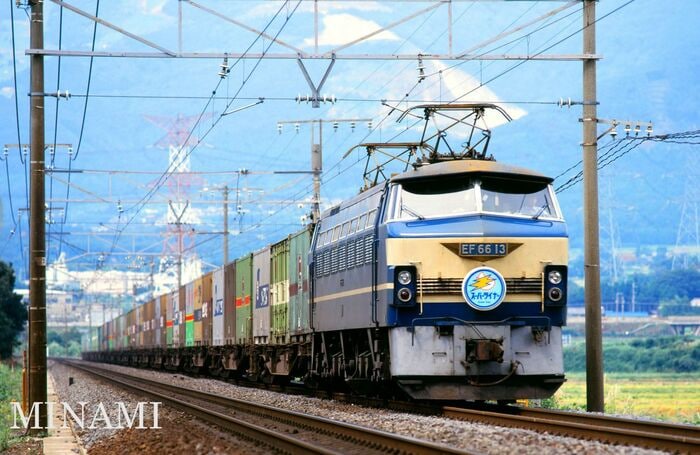 愛称付きの貨物列車「スーパーライナー」