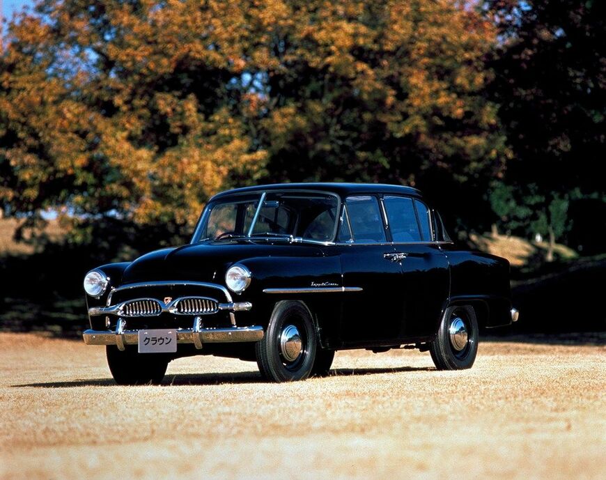 トヨタの初代「クラウン」（写真：トヨタ自動車）