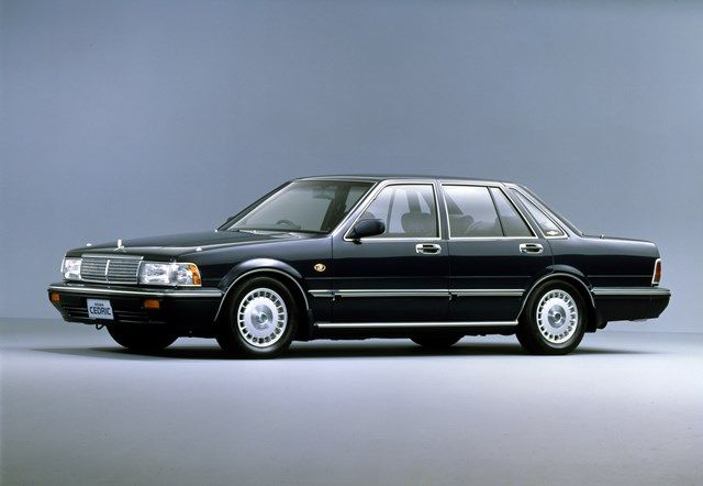 1987年発売、日産自動車「セドリック/グロリア」（写真：日産自動車）