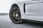 ポルシェ パナメーラ 4 E-ハイブリッド｜Porsche Panamera 4 E-Hybrid