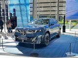 BMW iX3（写真：小川フミオ）