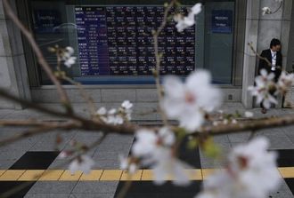 27日寄り付きの日経平均は続伸､米株高好感