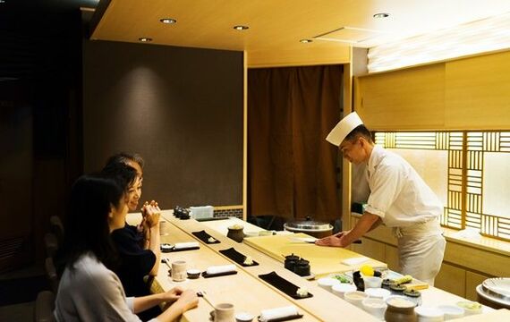 鮨屋 高級 カウンター