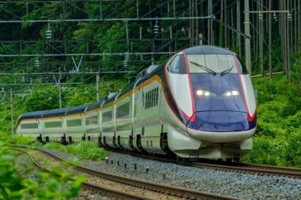 Jr東の新型新幹線 E8系 開発決定までの背景 新幹線 東洋経済オンライン 社会をよくする経済ニュース