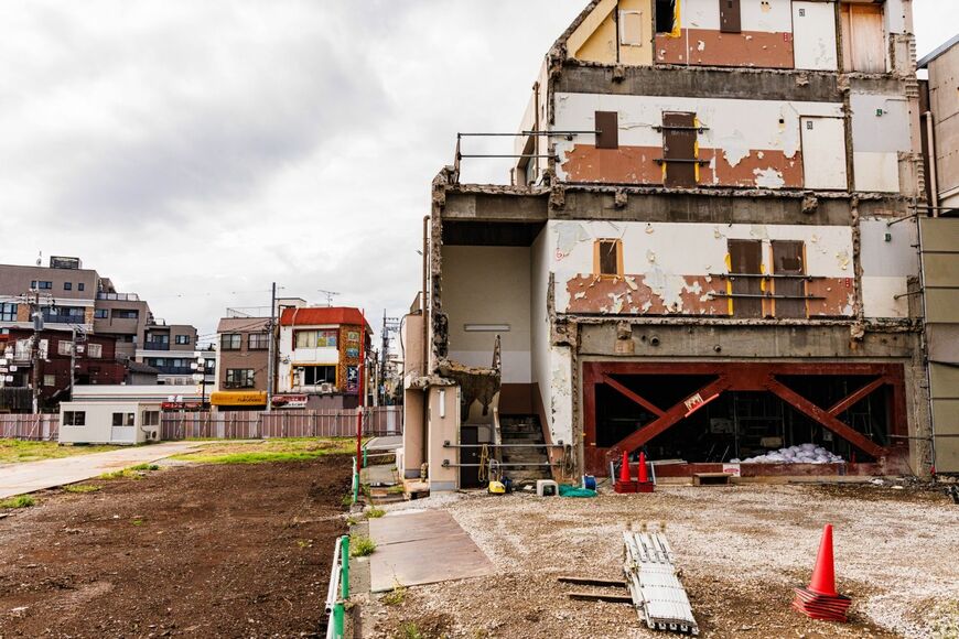 東武東上線 上板橋駅　南口　解体中の駅ビル