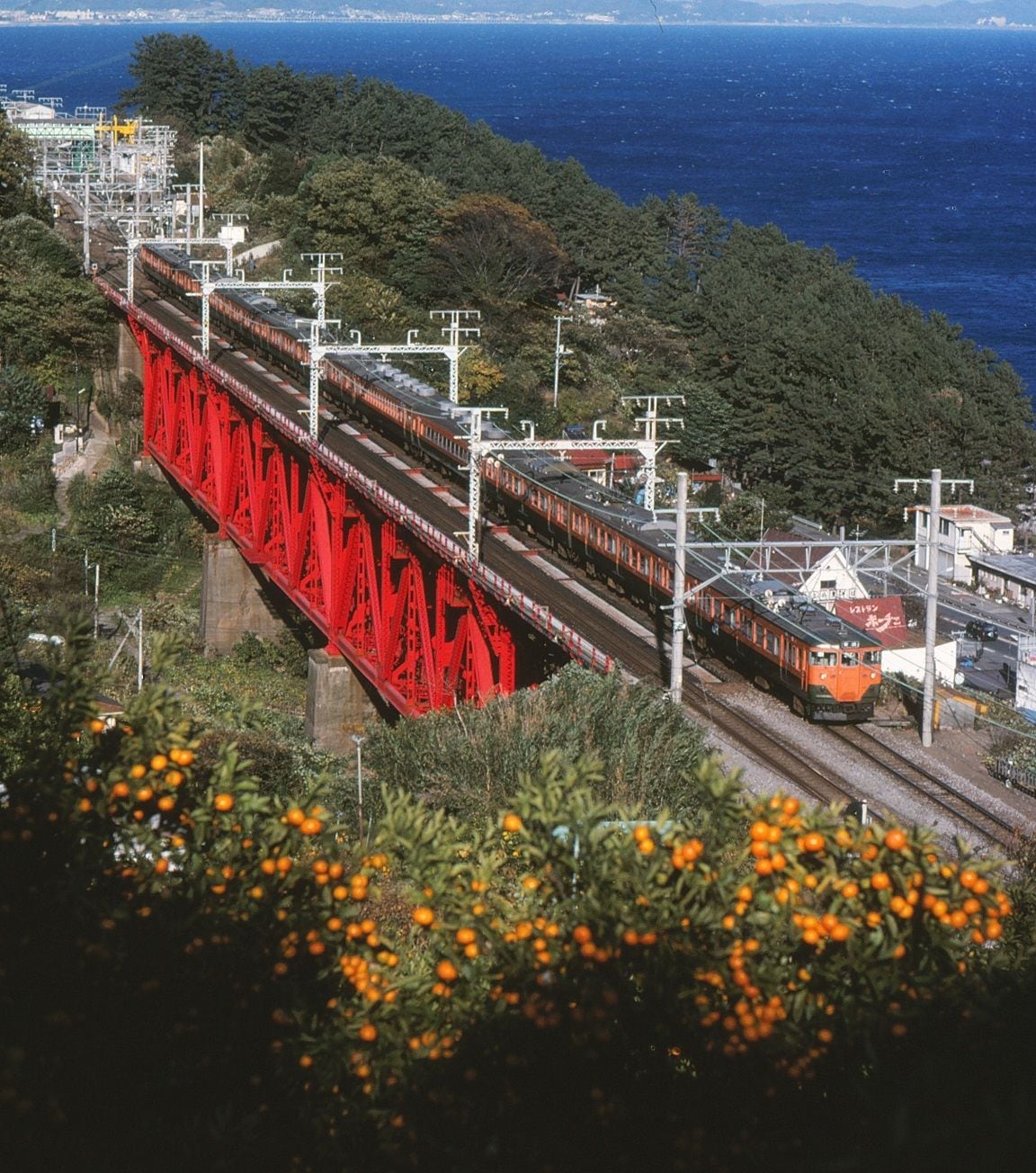 オレンジと緑の電車 が語る通勤列車の進化 通勤電車 東洋経済オンライン 社会をよくする経済ニュース
