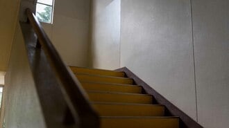 ｢犯罪に手染める子も…｣教員を襲った異様な日々