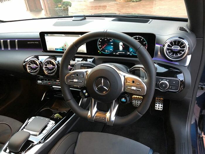 TFT液晶モニターを使っている