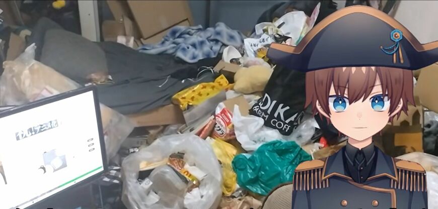ゴミがあふれた部屋。ここから配信を行っている（画像：ナポ・レボリューションYouTubeより）