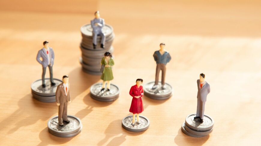 ペアレントクラシー（親の影響力が強い社会）化が進む社会の実相と、新自由主義的色合いを強める教育現場の実態を紹介します（写真：NewStella／PIXTA）この記事の画像を見る(◯枚)