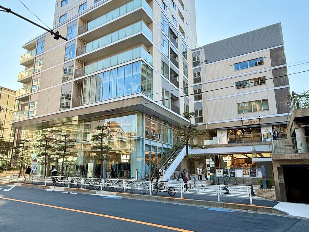 「代官山プラザ」。2024年に無印良品が出店した（筆者撮影）