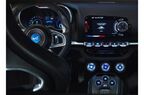 メーターはA110を意識している