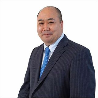 安藤昇（あんどう・のぼる）スタディサプリ情報Ⅰ講師、青山学院大学・青山学院中等部講師生成AIを活用した教育の第一人者として、DXハイスクール導入を支援し、多くの学校でアドバイザーを務める。2023年よりスタディサプリで講師として、2025年大学入学共通テストの必履修科目『情報Ⅰ』の講座を担当。映像授業クリエイターとしても活躍しており、運営するYouTubeチャンネル「GIGAch」は登録者数が3万人を超える。また、Hulu配信番組「めざせ！プログラミングスター～プロスタ★キッズ大集合〜」ではプログラミング講師として出演。AIと教育を融合した新しい学びを実践し、教育現場のDXを牽引している