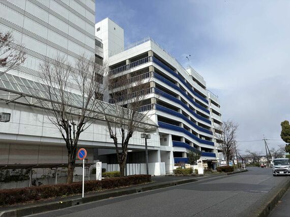 匠大塚の巨大な駐車場