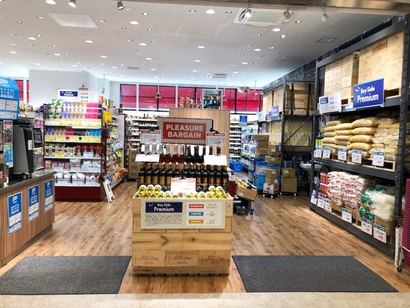 ▲成城石井 三井アウトレットパーク 横浜ベイサイド店（写真：Domani編集部）