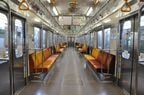 比較的新しい4号車は座席などをリニューアルせず