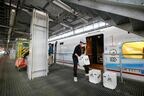 本番当日、満充電にされたUPSを積み込む
