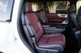 インフィニティのフラッグシップSUV「QX80」（写真：平野 陽）